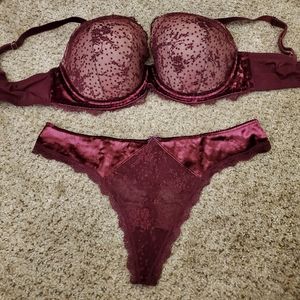 VS 36DD/XL Dream Angels bra and panty set